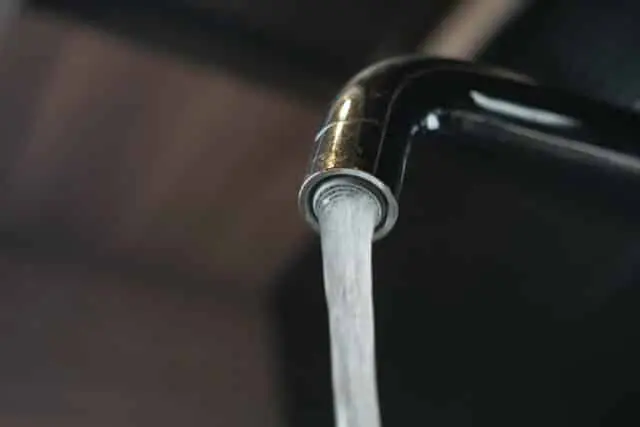 faucet with flowing water
